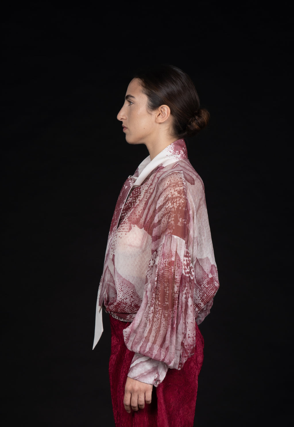 Pussybow blouse maroon print